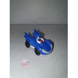 SONIC : SONIC EN VOITURE